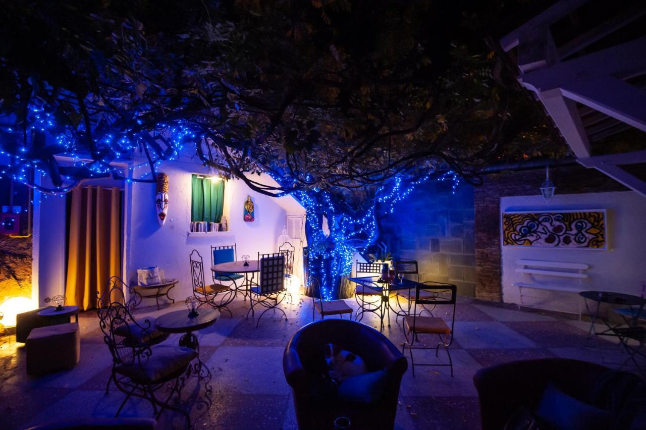 Hotel L'Atmosphere Sanary-sur-Mer Zewnętrze zdjęcie